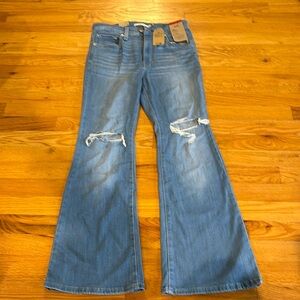 Levi’s Flare Jeans